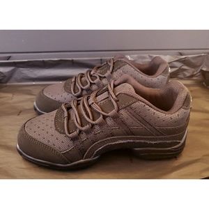 Capezio Dance Sneakers, Black, Size 2 US